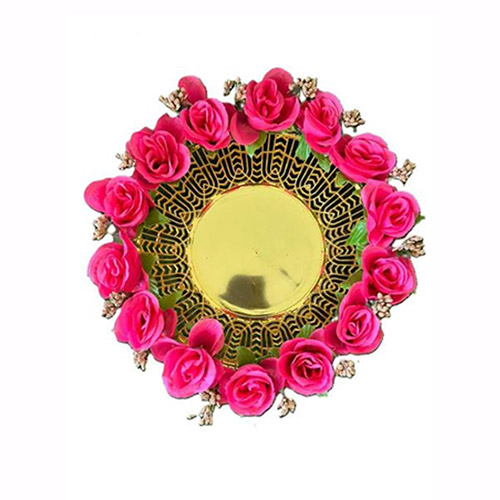 Pink Roses With Gold Plate Decor
